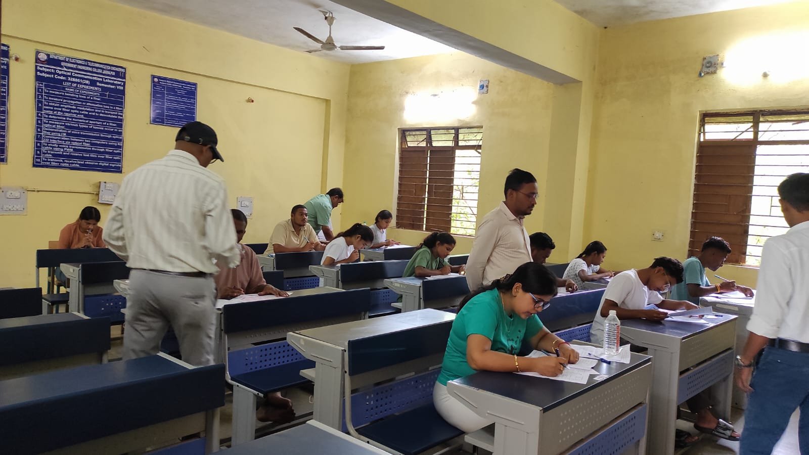 जगदलपुर में उप अंकेक्षक भर्ती परीक्षा शांतिपूर्ण संपन्न 662 परीक्षार्थी हुए शामिल