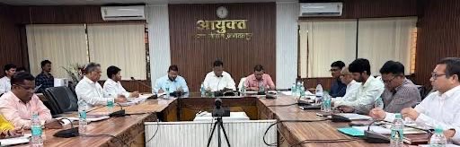 || कमिश्नर बस्तर श्री डोमन सिंह ने की नगरीय प्रशासन विभाग की संभाग स्तरीय समीक्षा ||