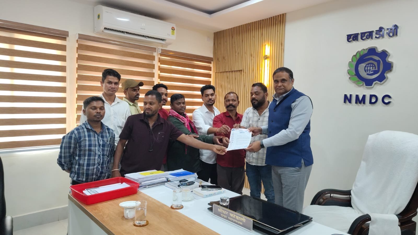 || NMDC प्रभावित 14 पंचायतों के सरपंचों ने उठाई L1-L2 भर्ती तुरंत शुरू करने की मांग ||